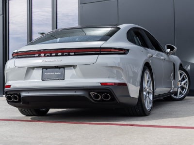 2026 Porsche Panamera Panamera 4