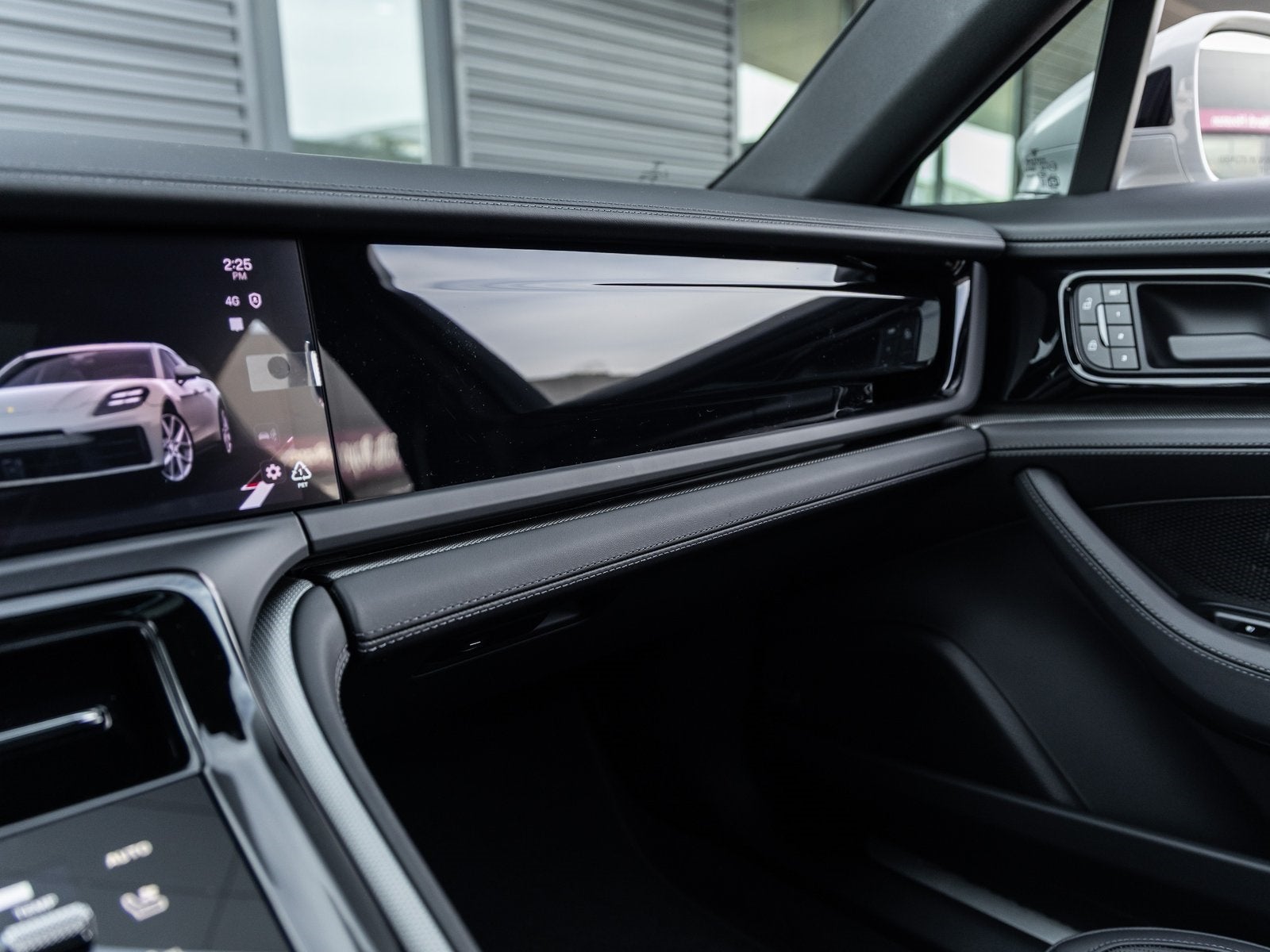 2026 Porsche Panamera Panamera 4