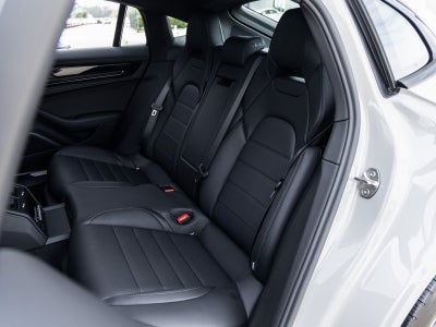 2026 Porsche Panamera Panamera 4