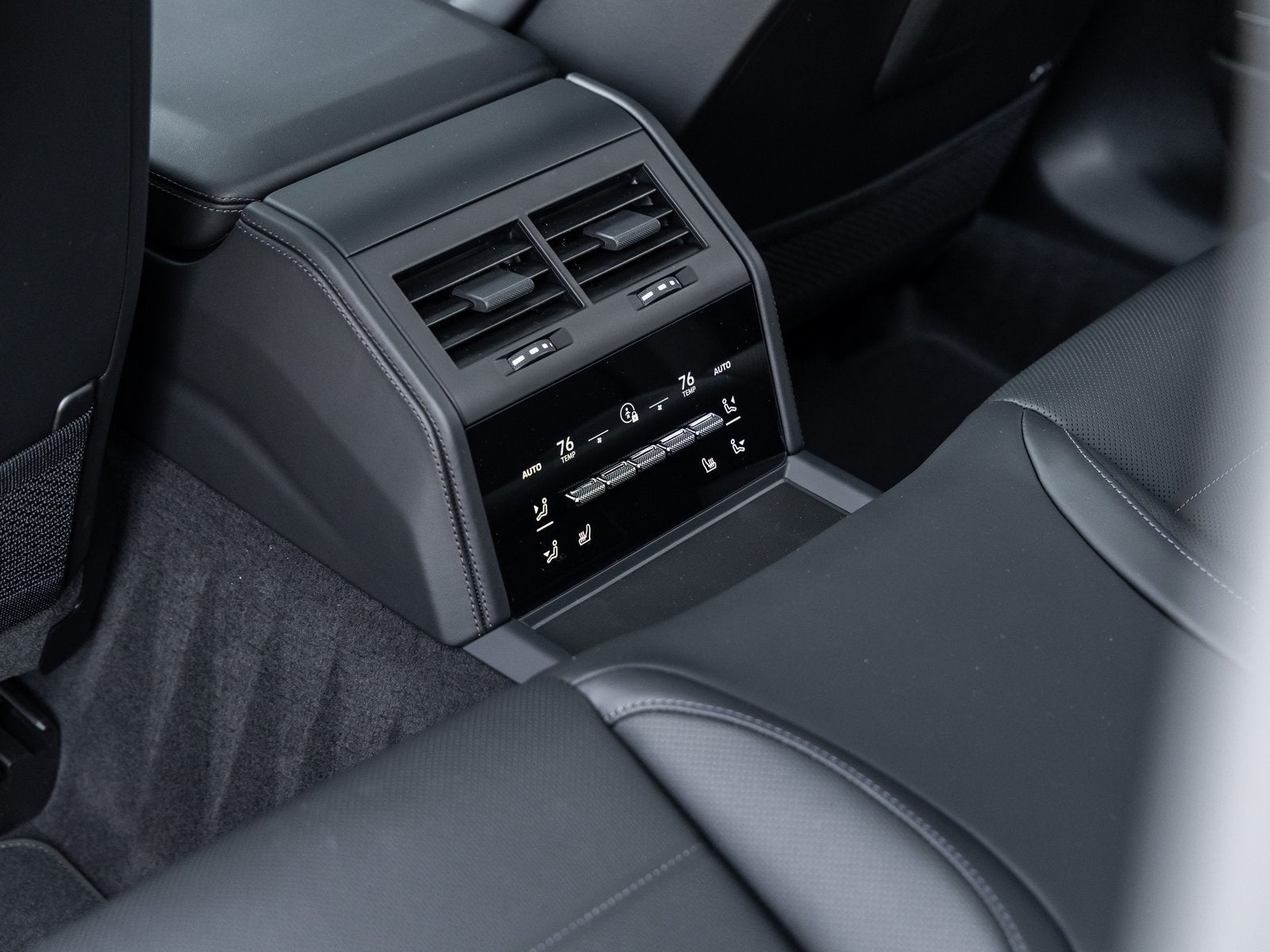 2026 Porsche Panamera Panamera 4