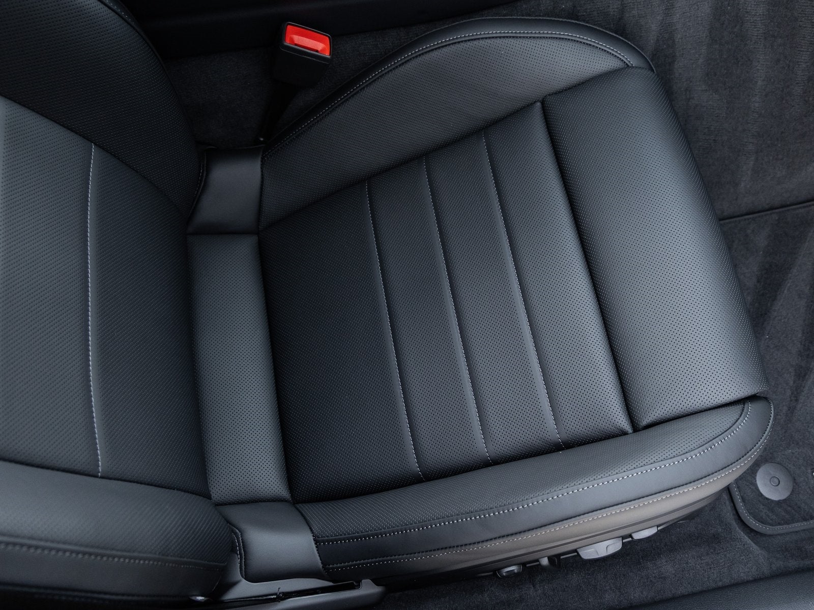 2026 Porsche Panamera Panamera 4