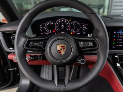 2026 Porsche Panamera Base