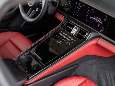 2026 Porsche Panamera Base