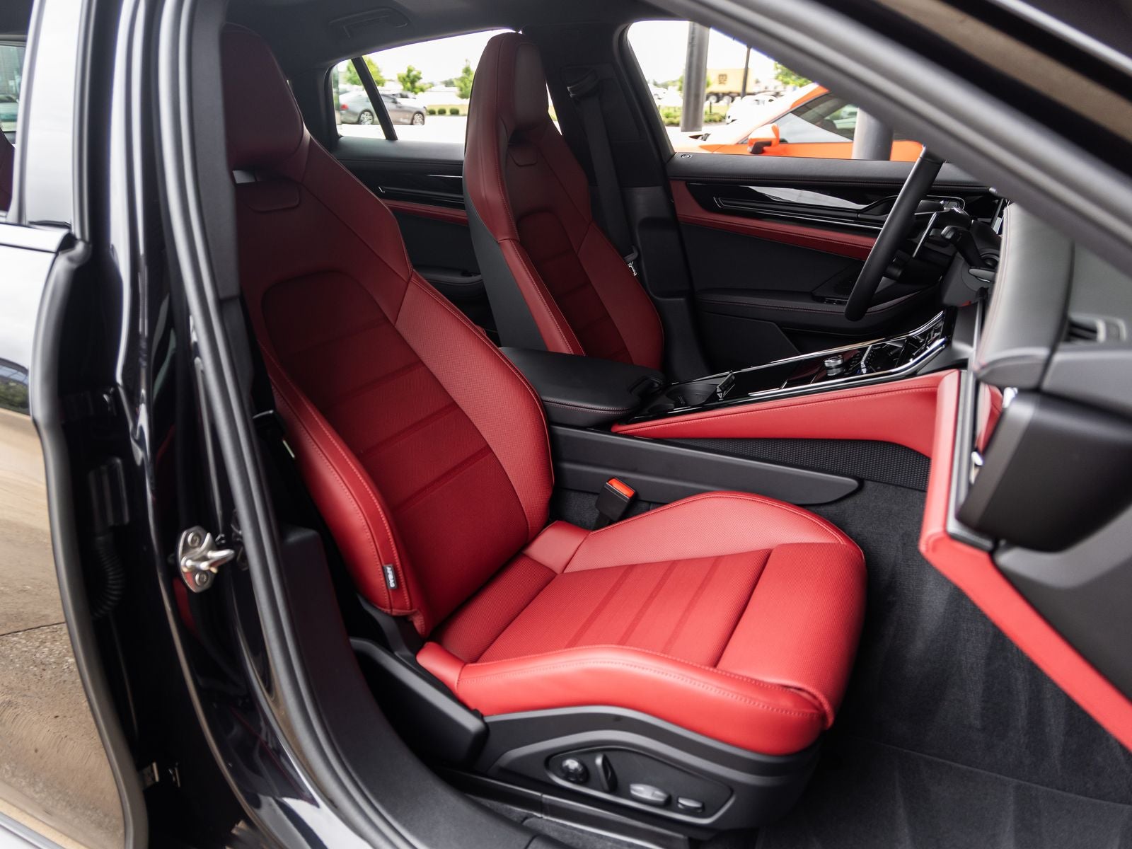 2026 Porsche Panamera Base