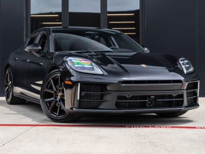2026 Porsche Panamera Base