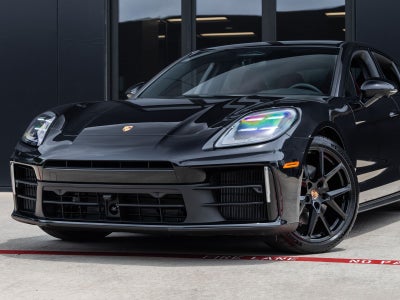 2026 Porsche Panamera Base