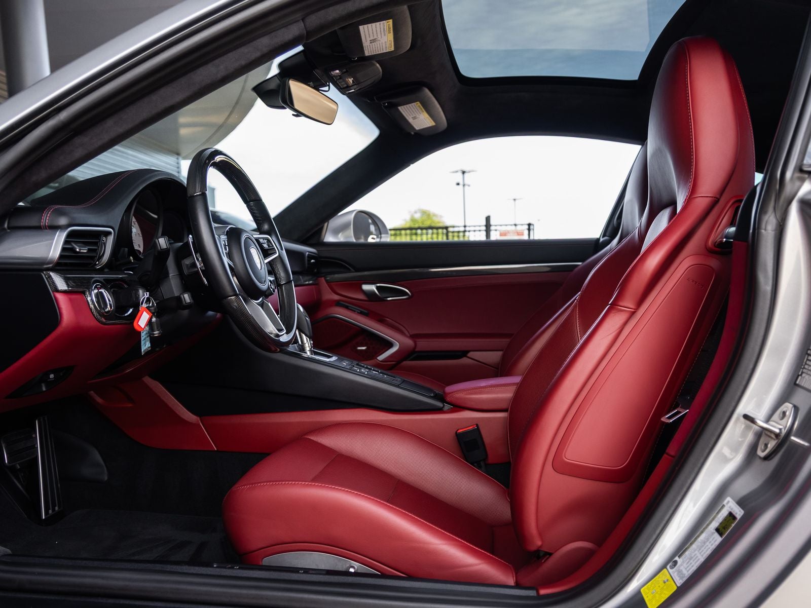 2019 Porsche 911 Carrera GTS