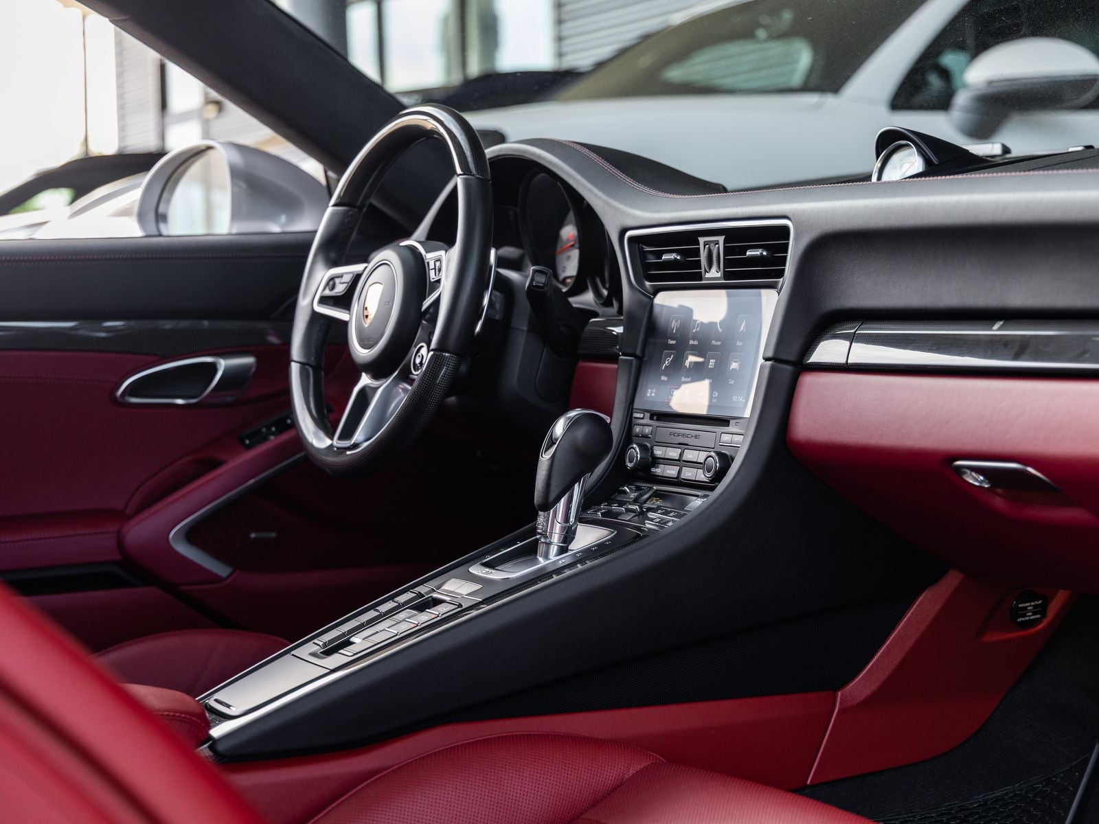 2019 Porsche 911 Carrera GTS