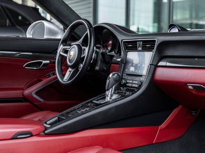 2018 Porsche 911 Carrera 4S