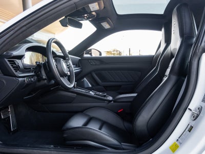 2025 Porsche 911 911 Carrera GTS