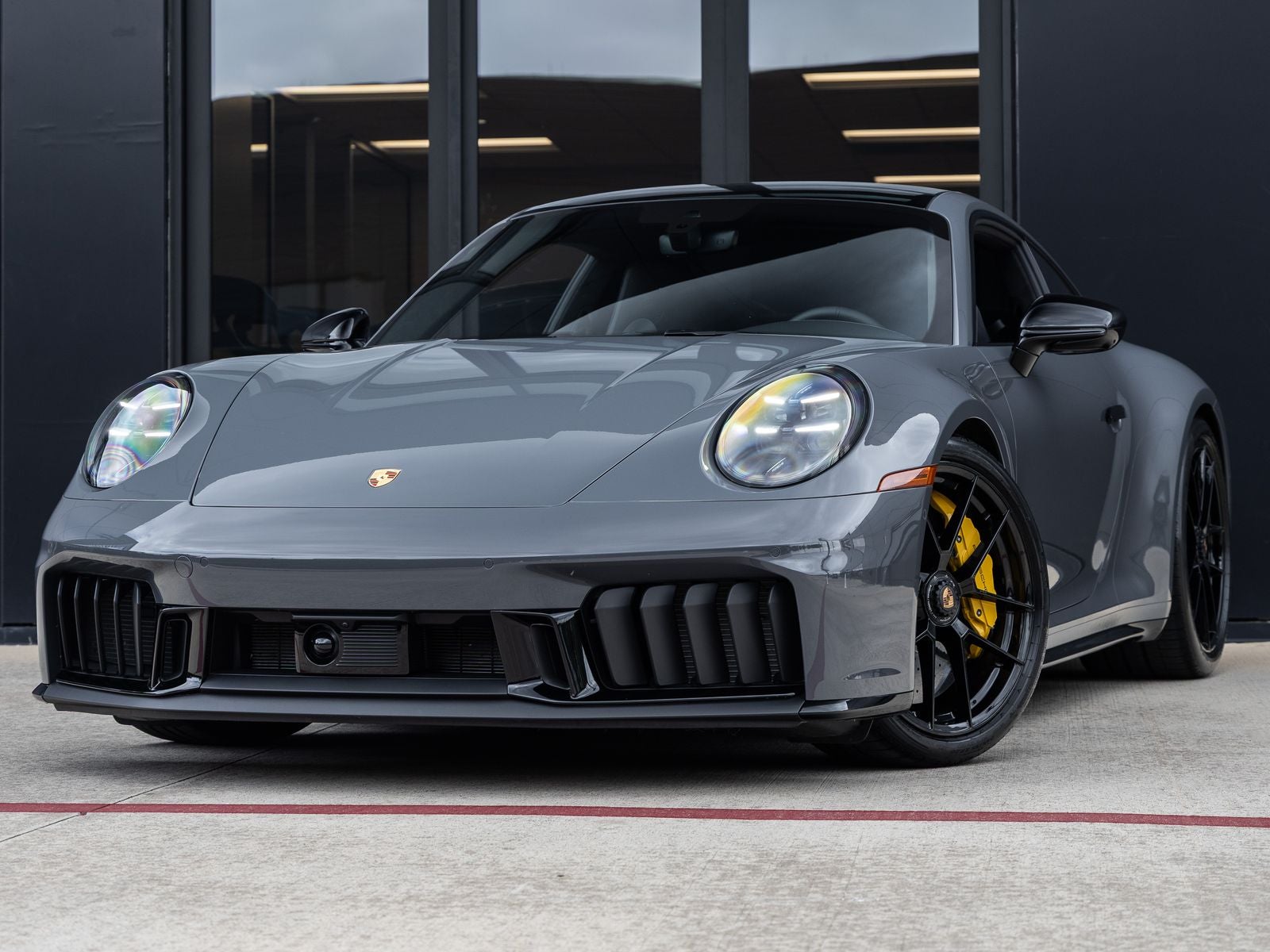2026 Porsche 911 Carrera 4 GTS Coupe's photo
