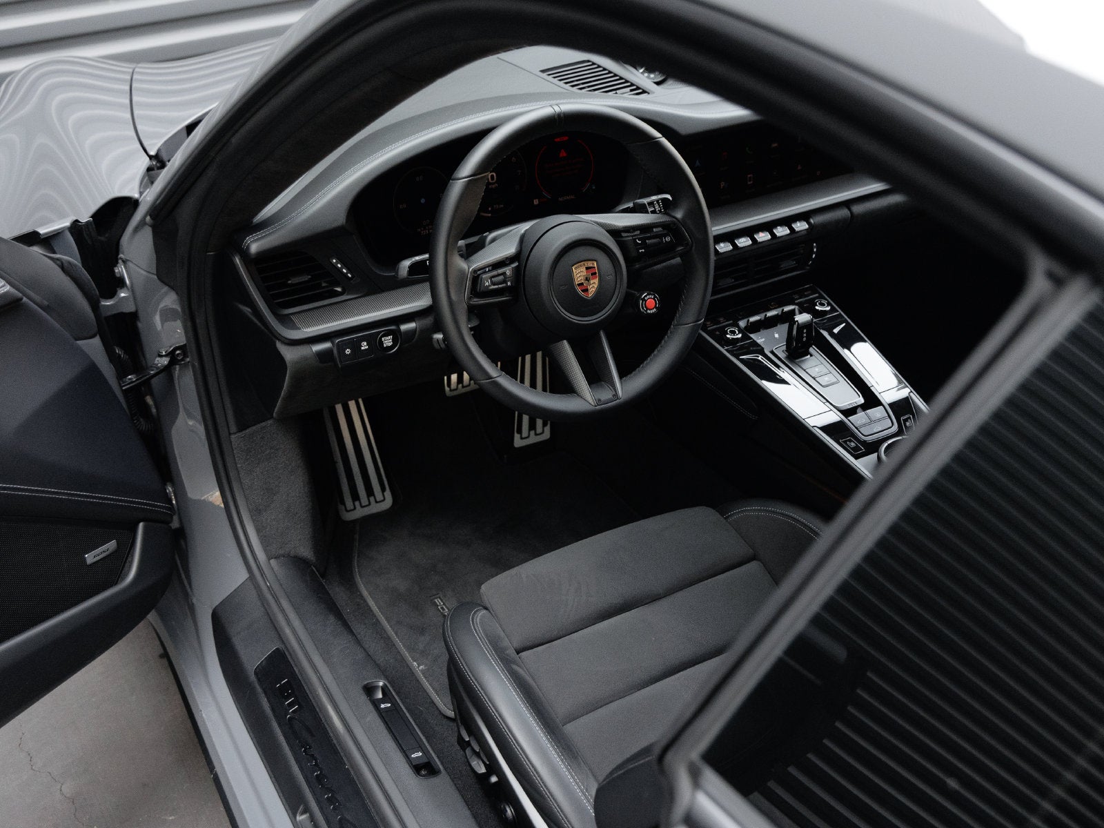 2025 Porsche 911 Carrera GTS