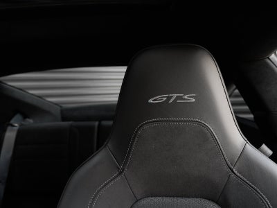 2025 Porsche 911 Carrera GTS