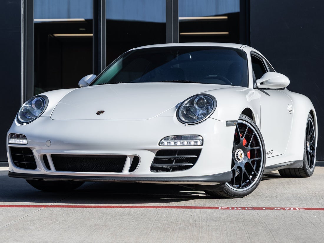 2012 Porsche 911 Carrera 4 GTS