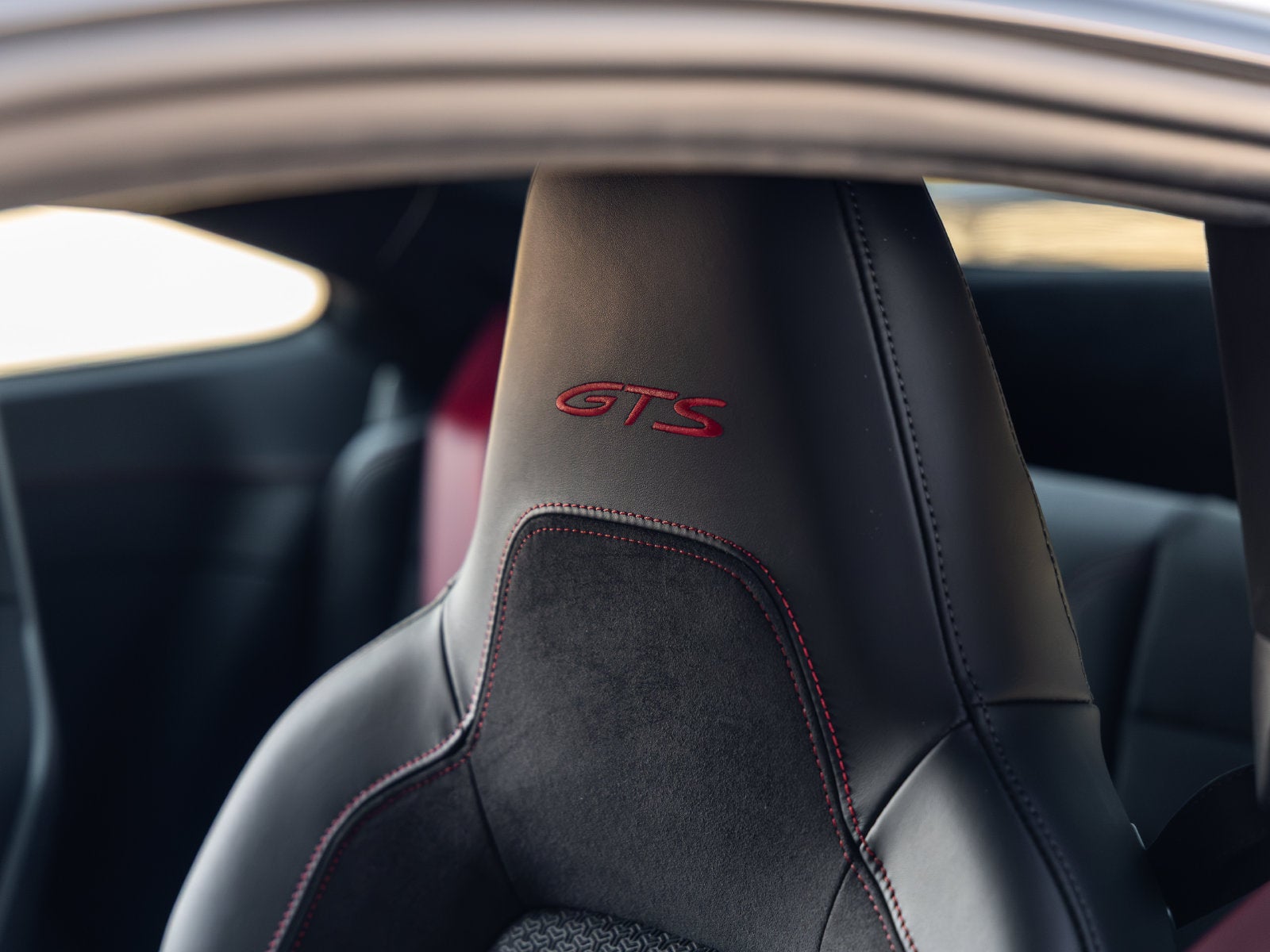 2026 Porsche 911 911 Carrera 4 GTS