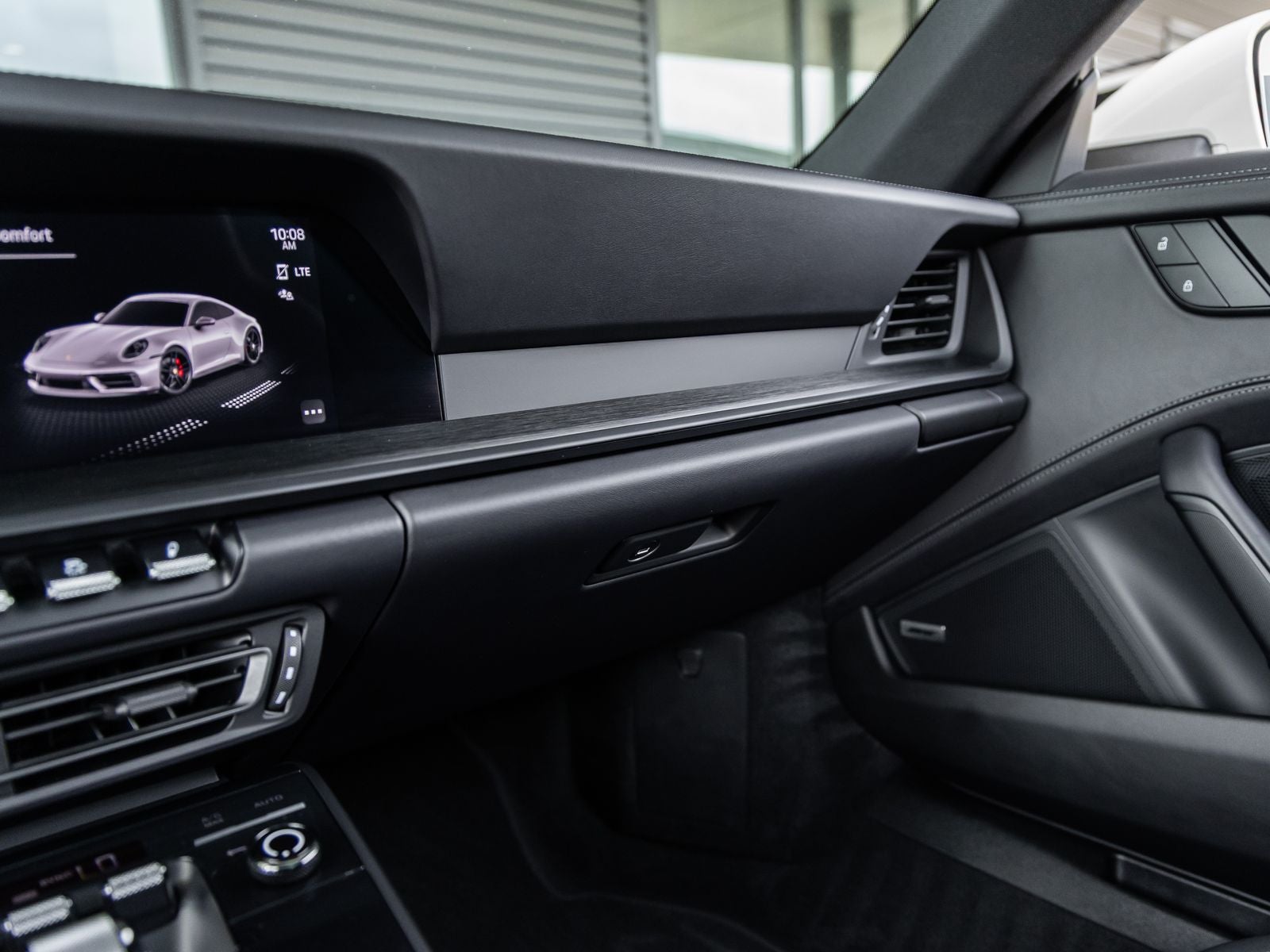 2024 Porsche 911 Carrera 4 GTS