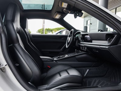 2024 Porsche 911 Carrera 4 GTS