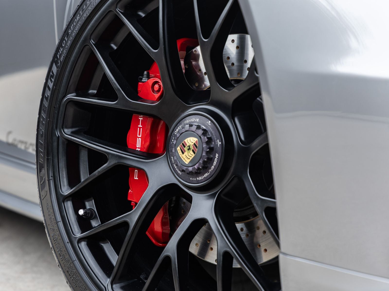 2016 Porsche 911 Carrera GTS