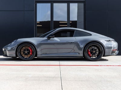 2025 Porsche 911 911 Carrera 4 GTS