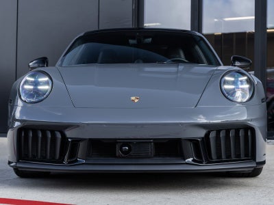 2025 Porsche 911 911 Carrera 4 GTS