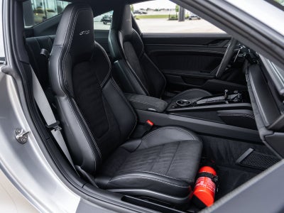 2024 Porsche 911 Carrera GTS
