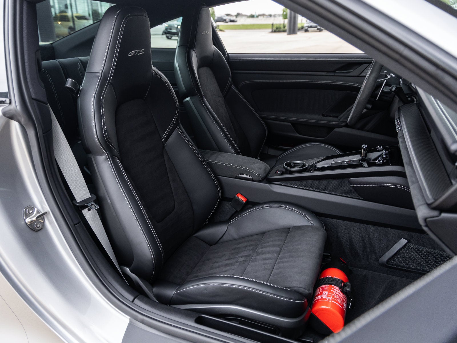 2024 Porsche 911 Carrera GTS