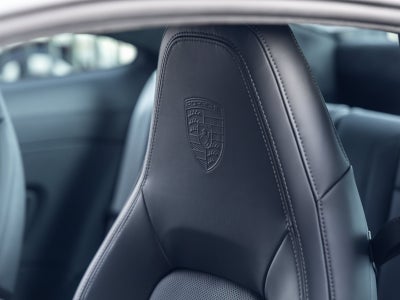 2025 Porsche 911 911 Carrera 4 GTS