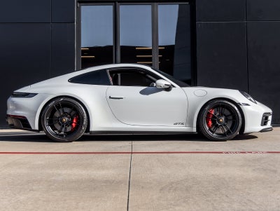 2022 Porsche 911 911 Carrera GTS