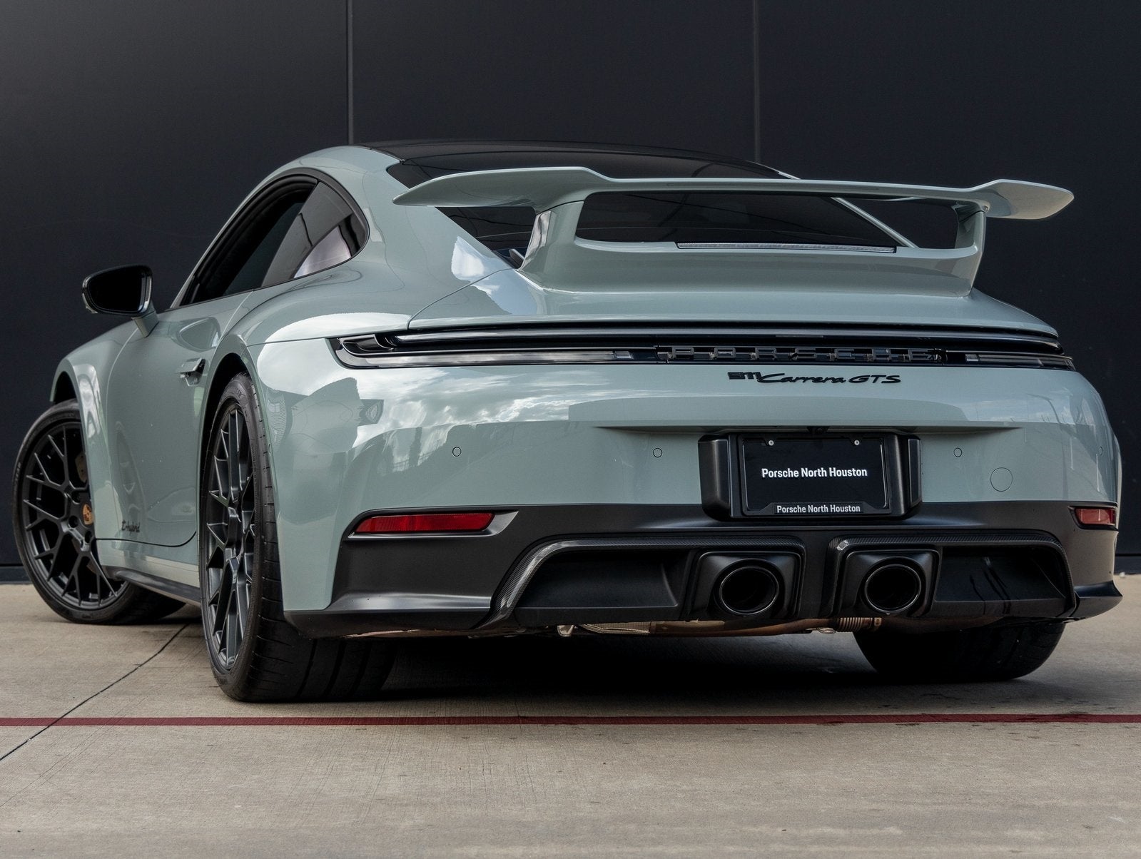 2025 Porsche 911 911 Carrera GTS