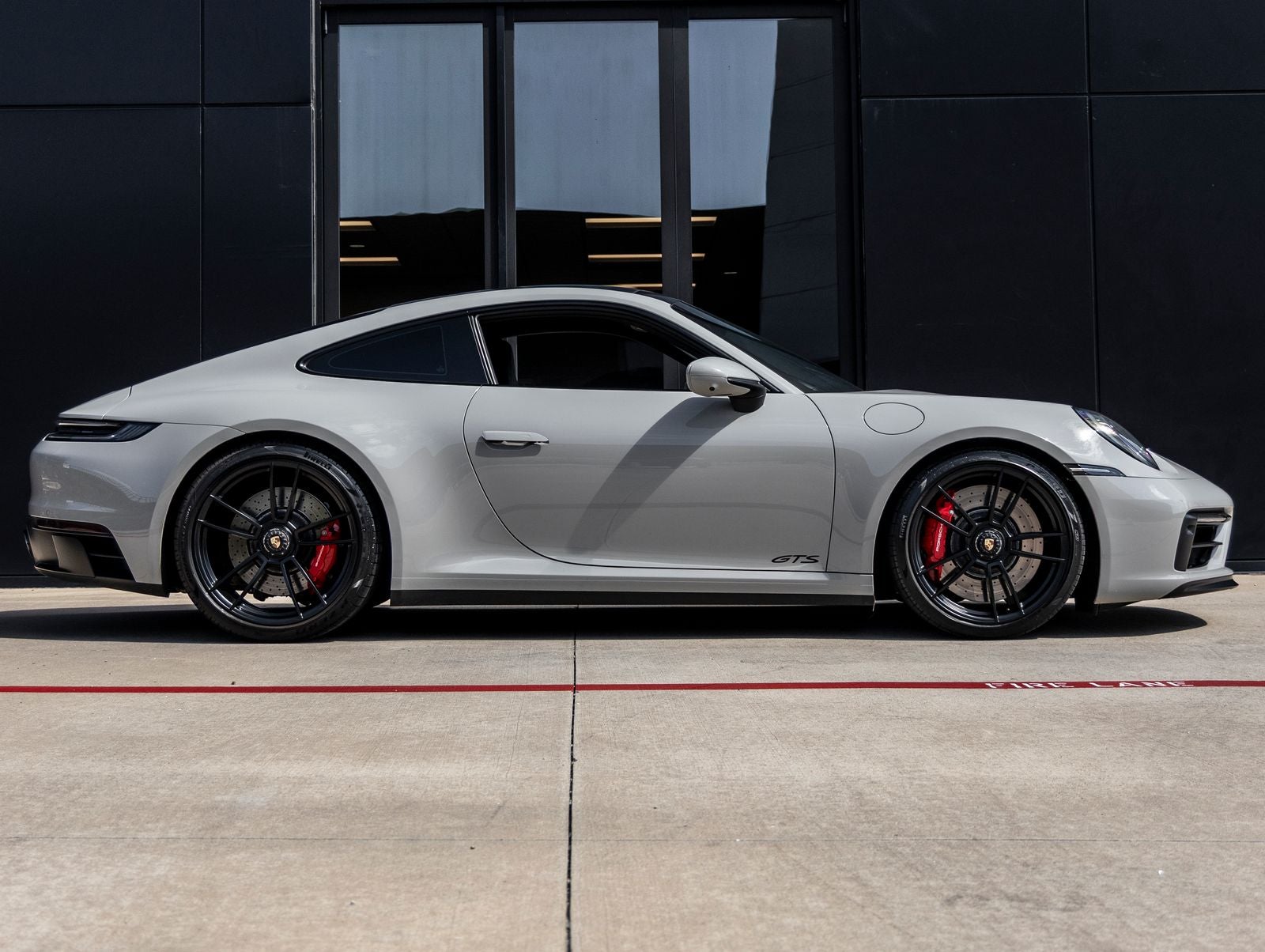 2022 Porsche 911 911 Carrera 4 GTS