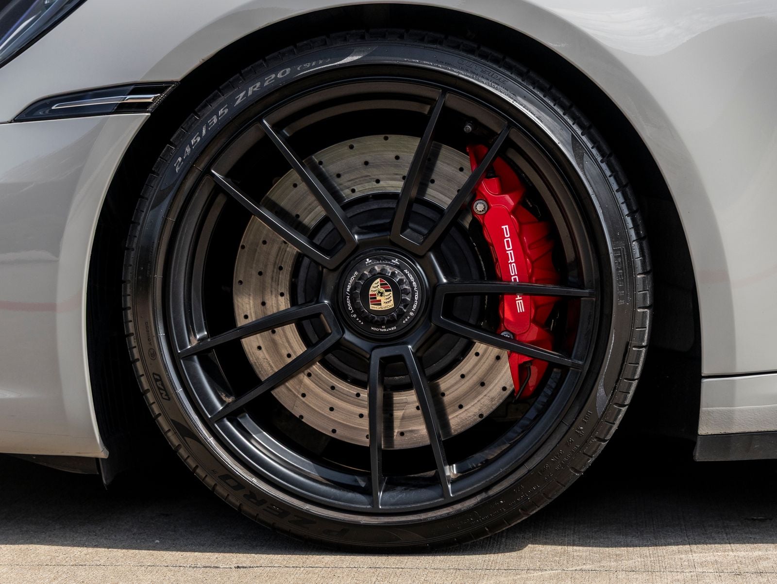 2022 Porsche 911 911 Carrera 4 GTS