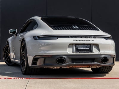 2022 Porsche 911 911 Carrera 4 GTS