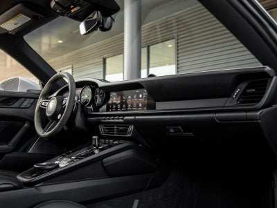 2022 Porsche 911 911 Carrera 4 GTS