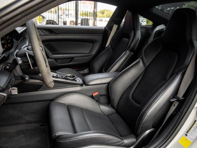 2022 Porsche 911 911 Carrera 4 GTS