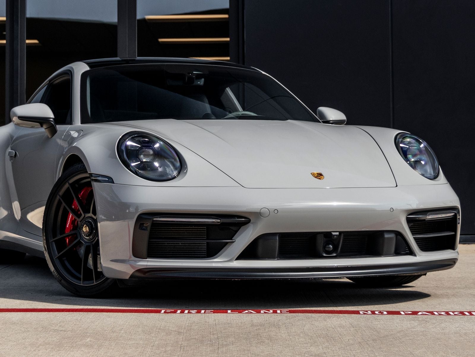 2022 Porsche 911 911 Carrera 4 GTS