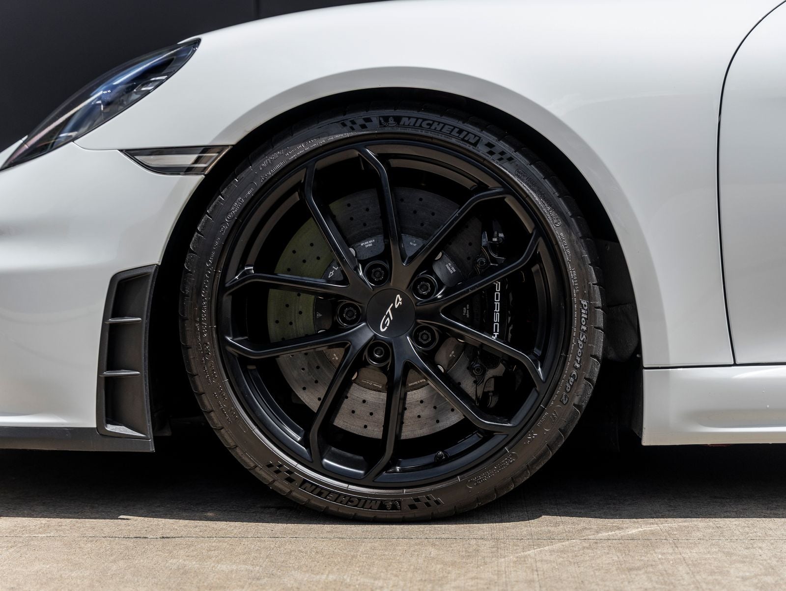 2020 Porsche 718 Cayman GT4