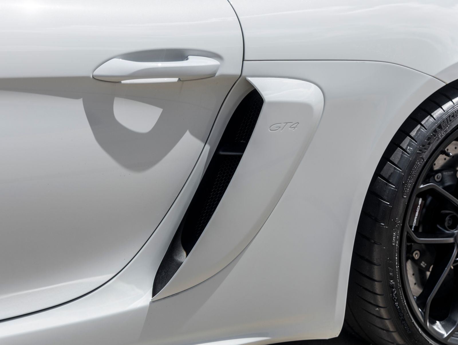 2020 Porsche 718 Cayman GT4