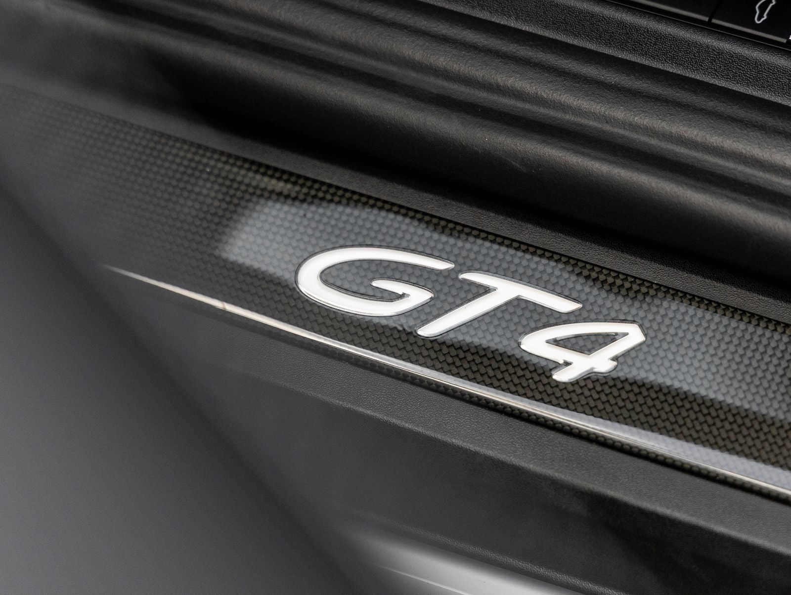 2020 Porsche 718 Cayman GT4