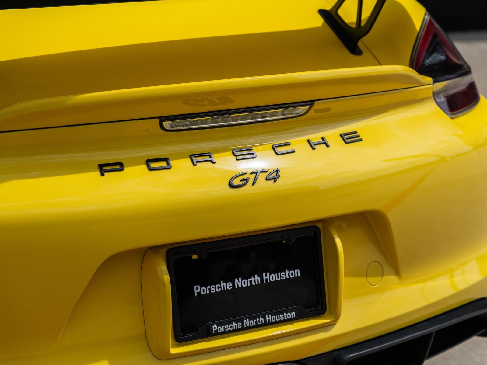 2016 Porsche Cayman GT4