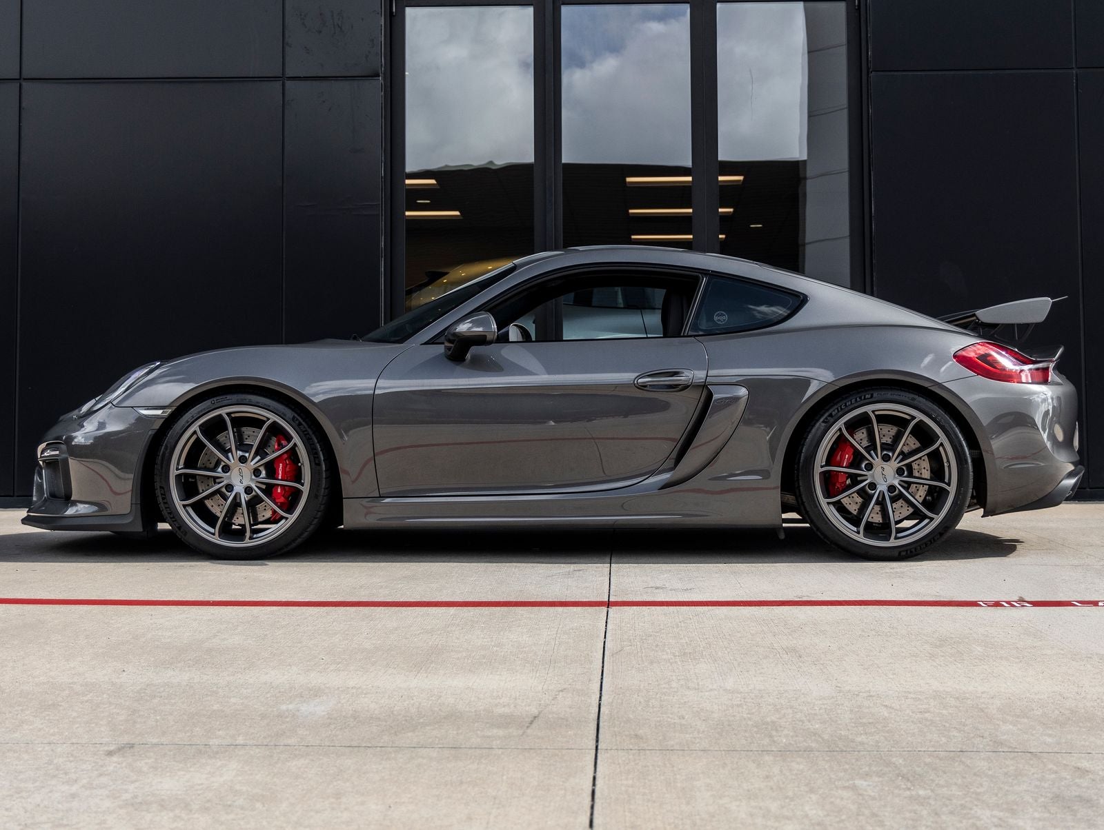 2016 Porsche 718 Cayman GT4