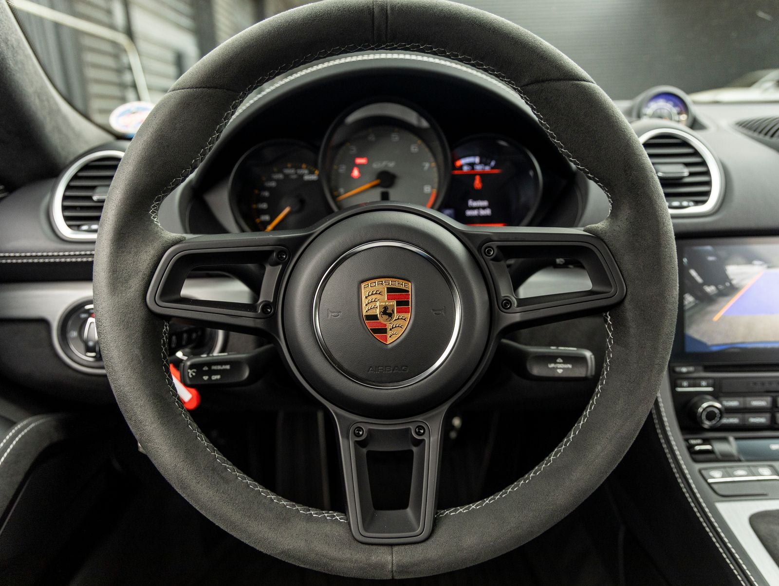 2023 Porsche 718 Cayman GT4