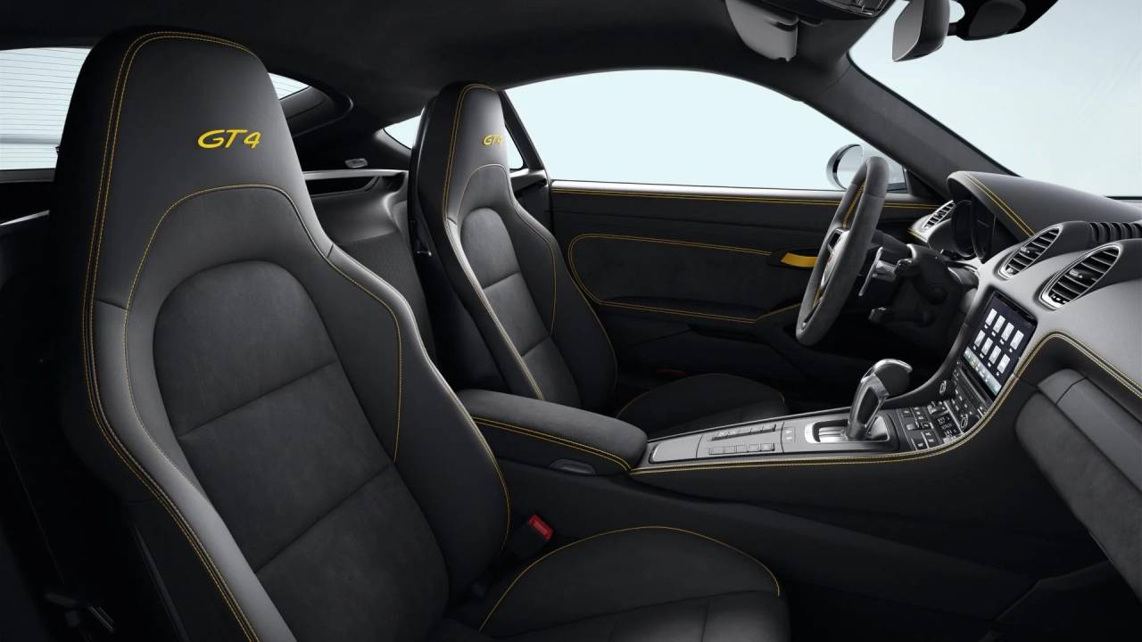 2021 Porsche 718 Cayman GT4