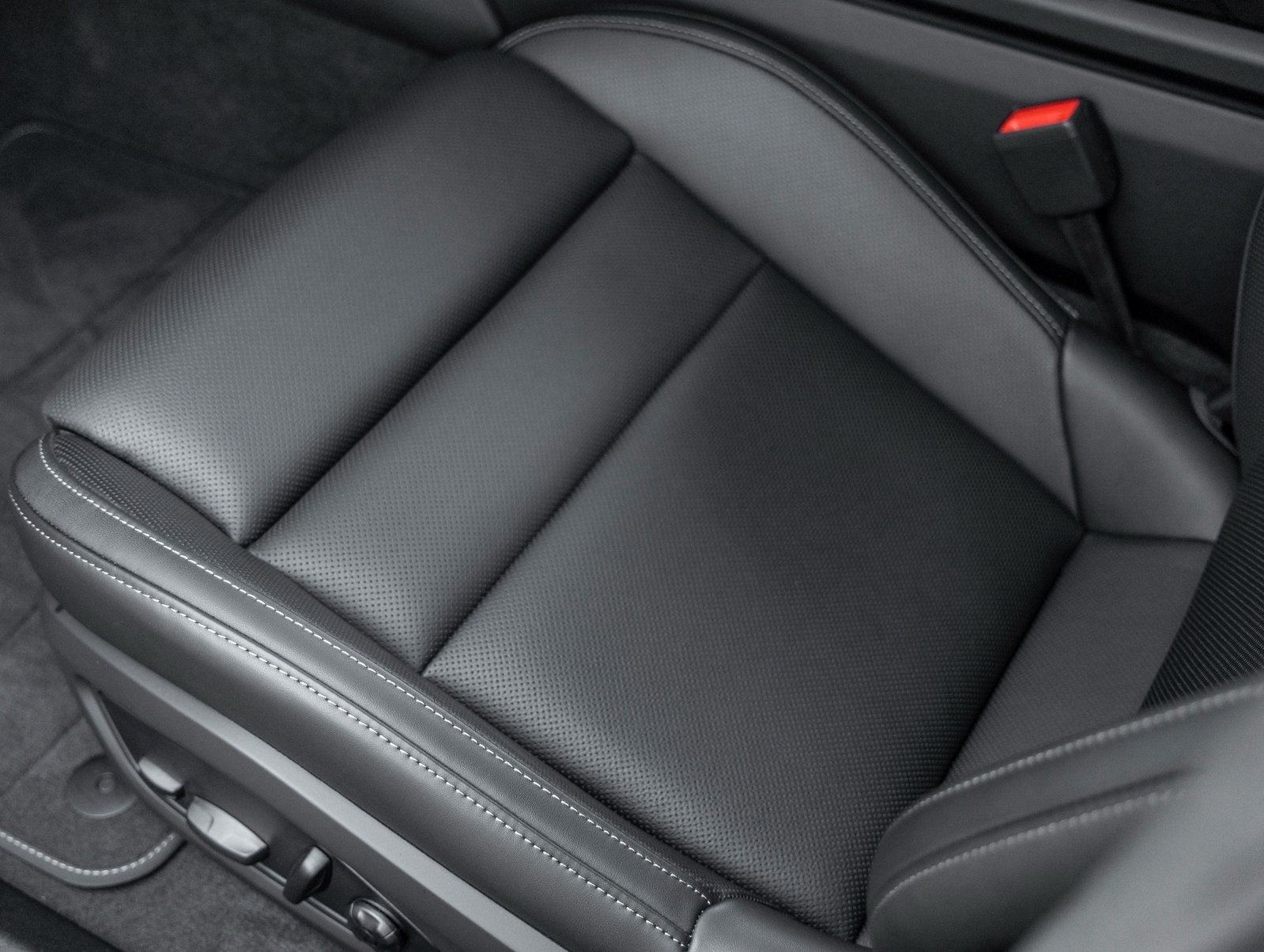 2026 Porsche Taycan Taycan Turbo