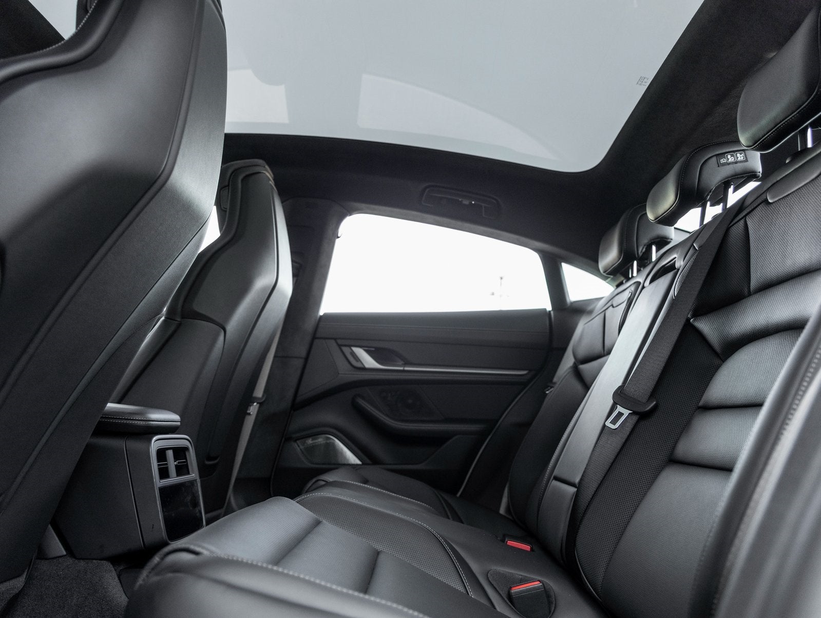 2026 Porsche Taycan Taycan Turbo