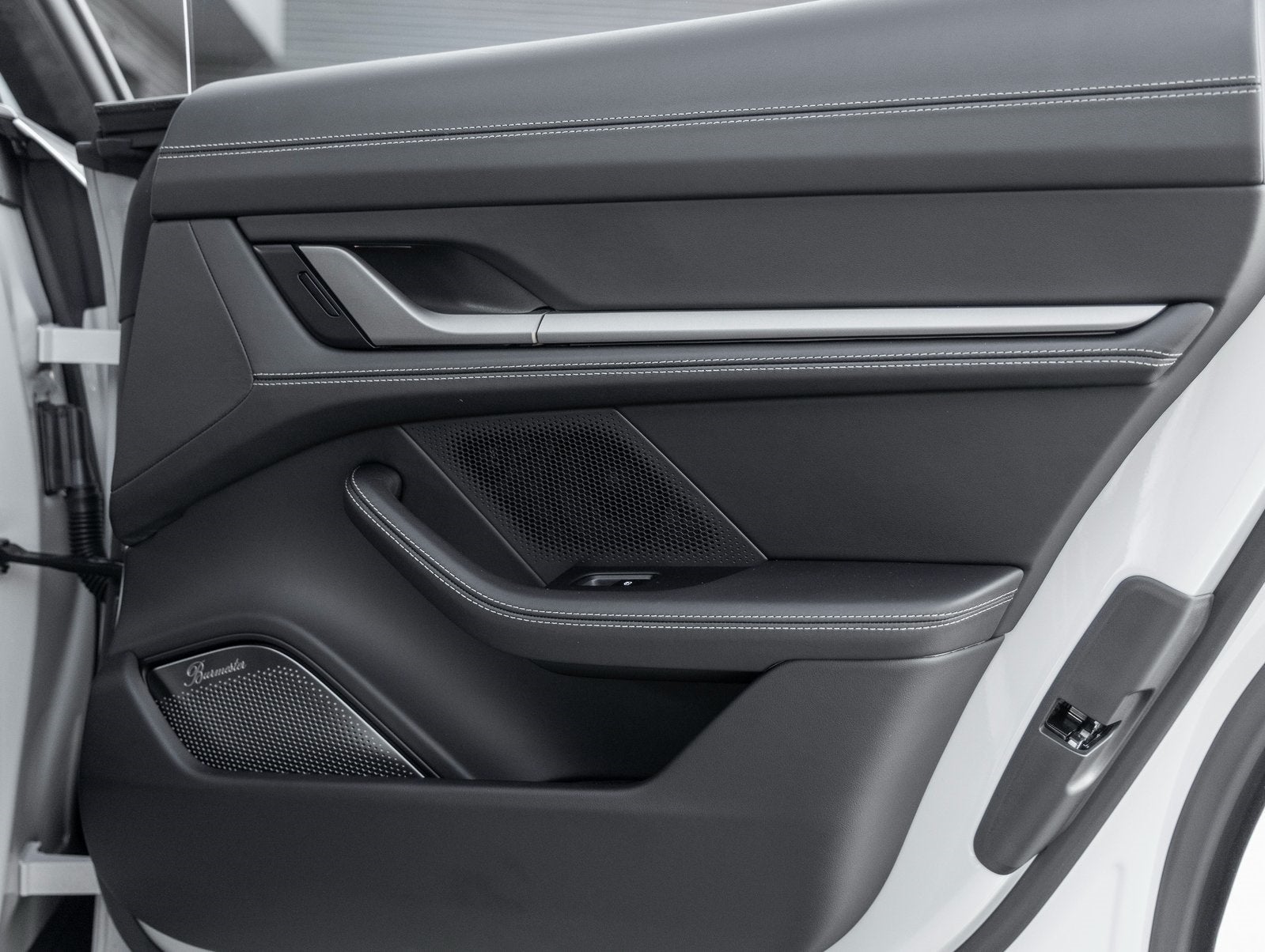 2026 Porsche Taycan Taycan Turbo