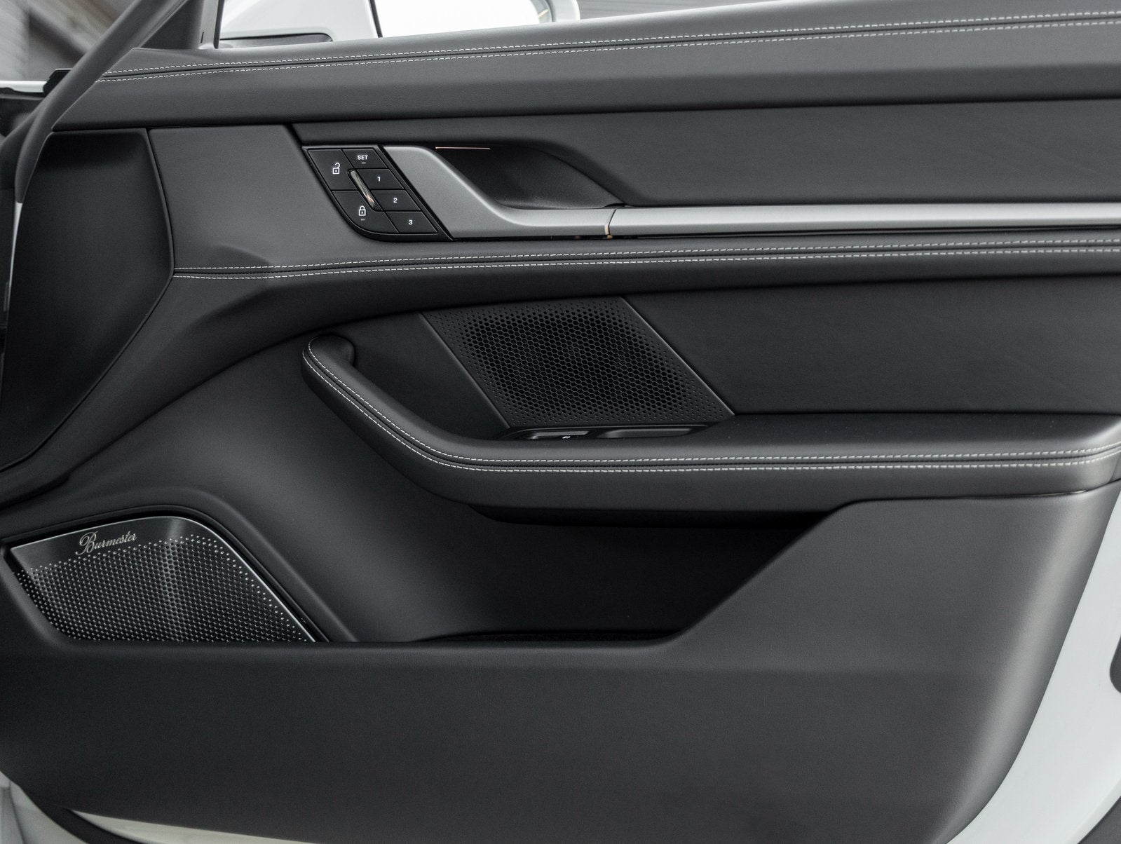 2026 Porsche Taycan Taycan Turbo