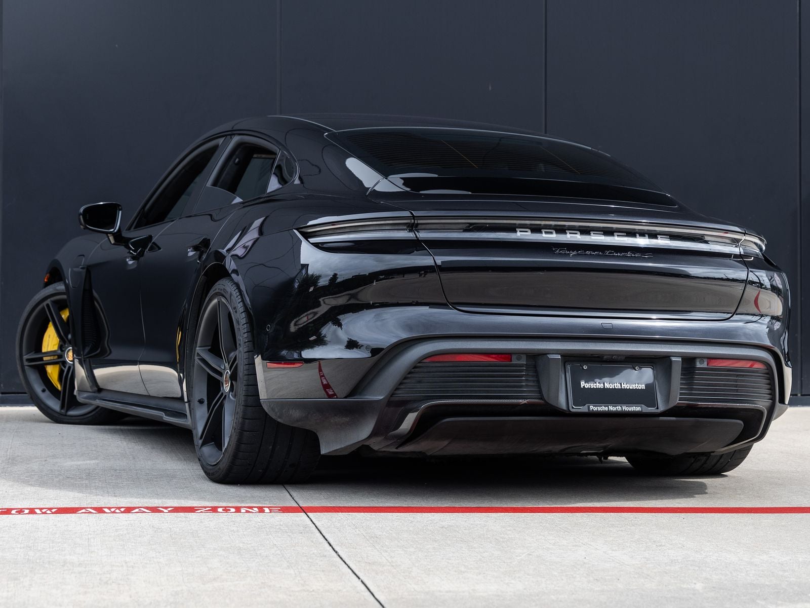 2020 Porsche Taycan Taycan Turbo S