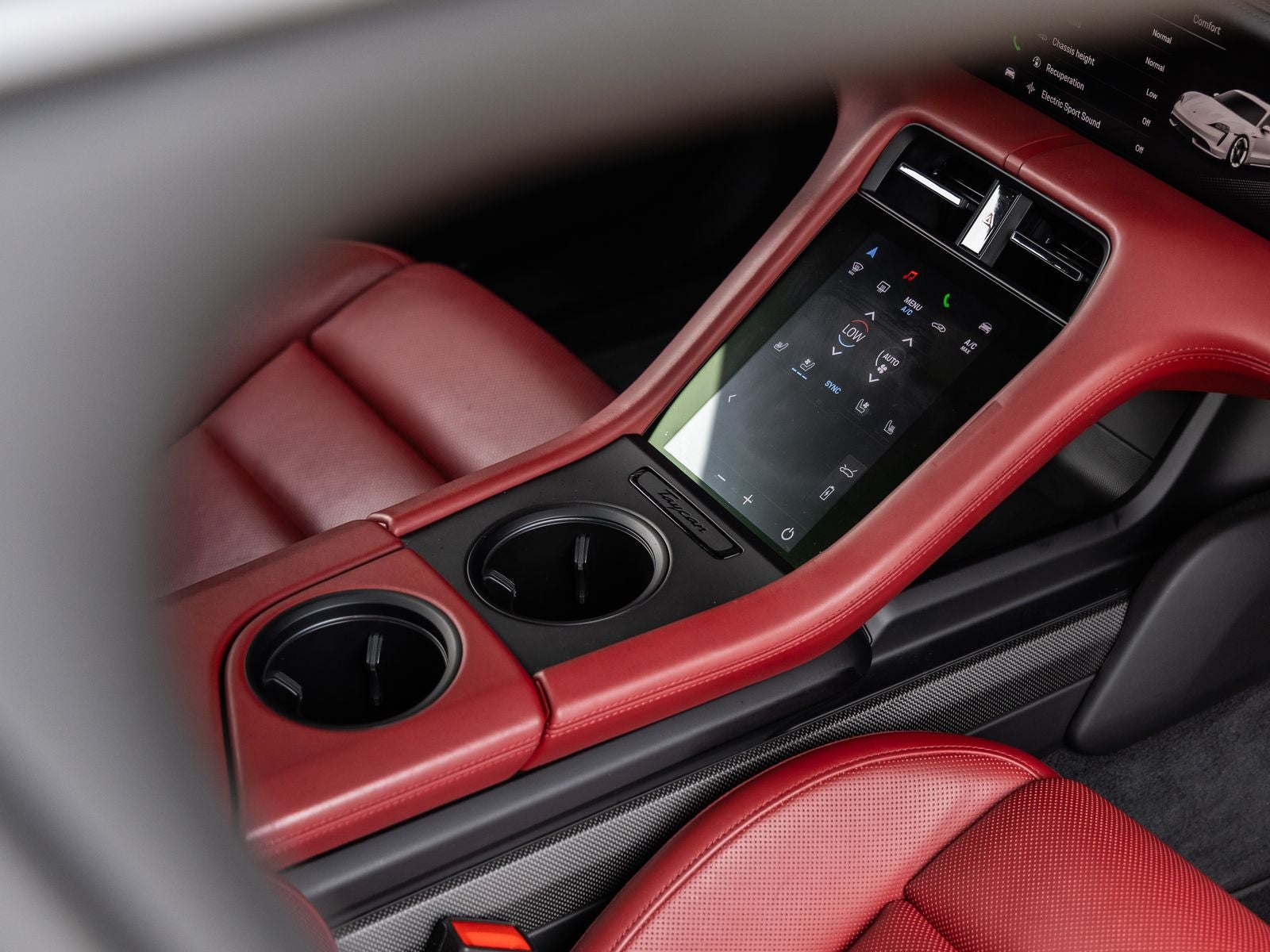 2020 Porsche Taycan Taycan Turbo S