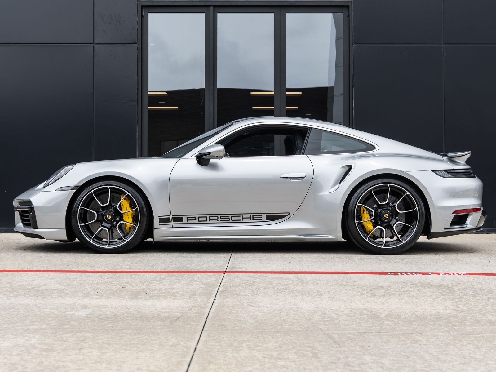2025 Porsche 911 Turbo S