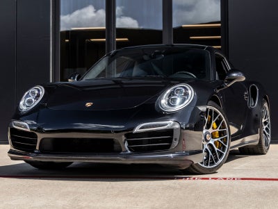 2015 Porsche 911 911 Turbo S Coupe